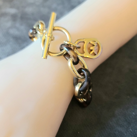 Michael Kors Tortoise Shell Gold Tone Toggle Bracelet - Picture 2 of 3